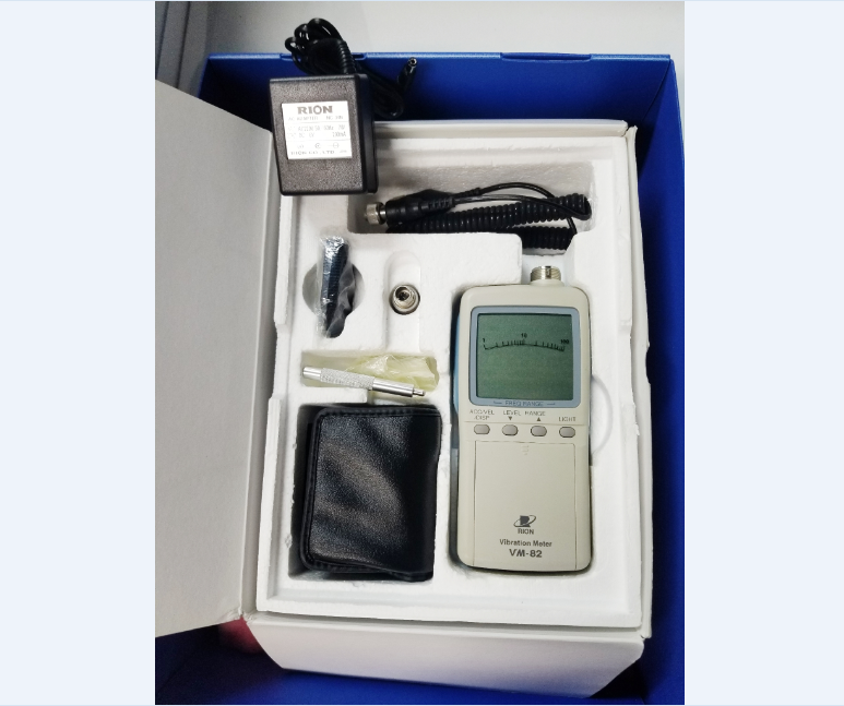 汎用振動計（ACアダプタ付き）　VM-82　リオン RION　x04080　★送料無料★[騒音測定器／振動測定器／粉塵測定器] リオン 汎用振動計 VM-82A 1台 RIONリオン 汎用振動計 VM-82(AC